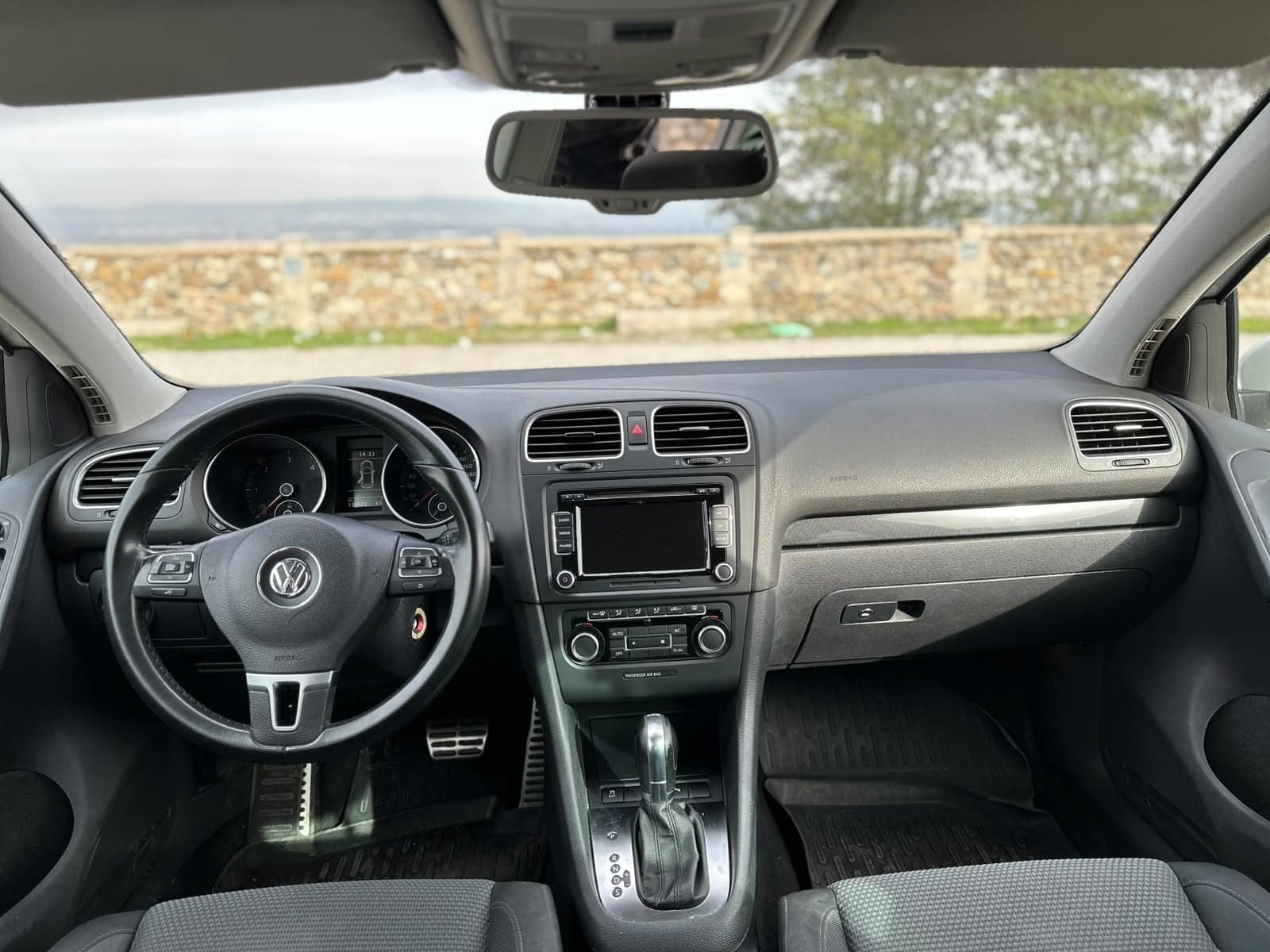 Volkswagen Golf VI 4