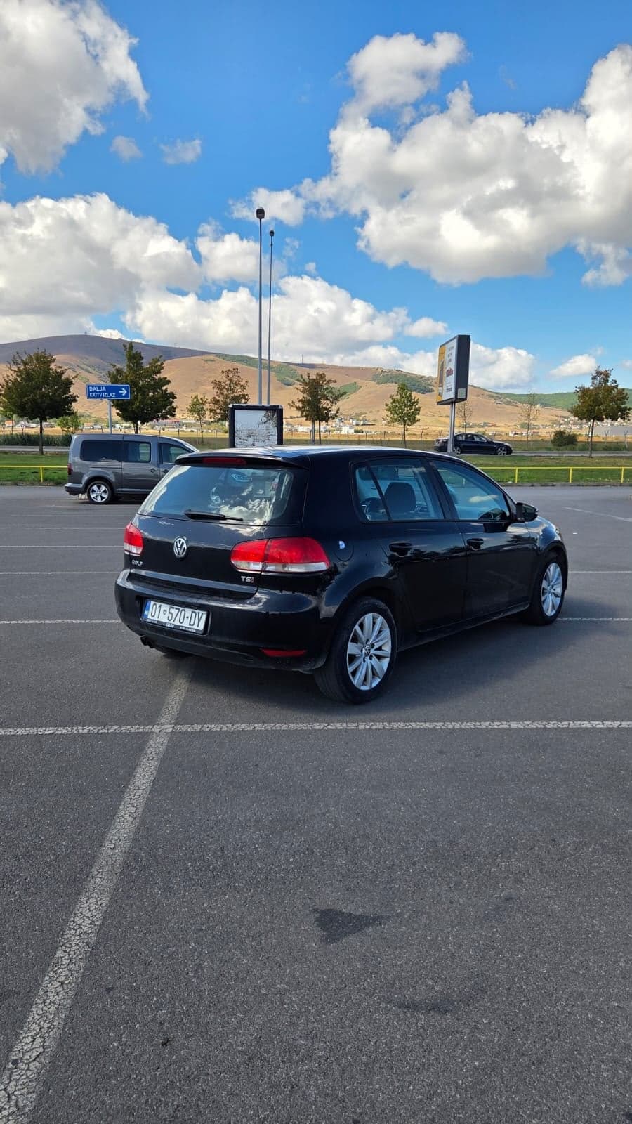 Volkswagen Golf VI 3